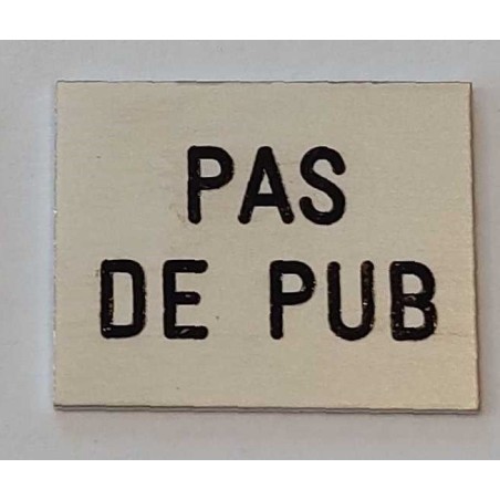 Plaquette alu avec écriture noir